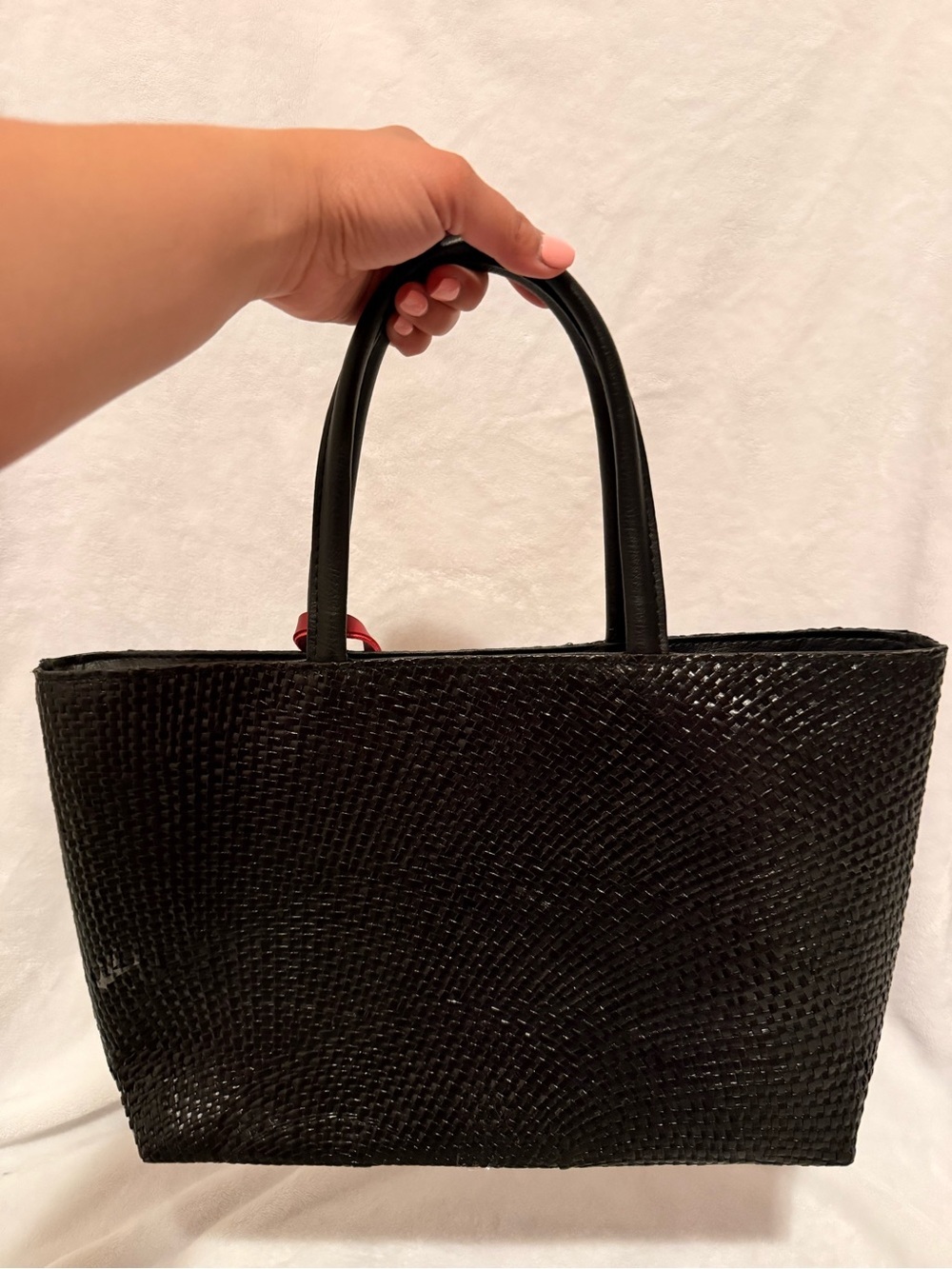 Bayong Kultura Handpainted and Handwoven Bayong Tote Bag Red Hat Lady Purse - Picture 11 of 13